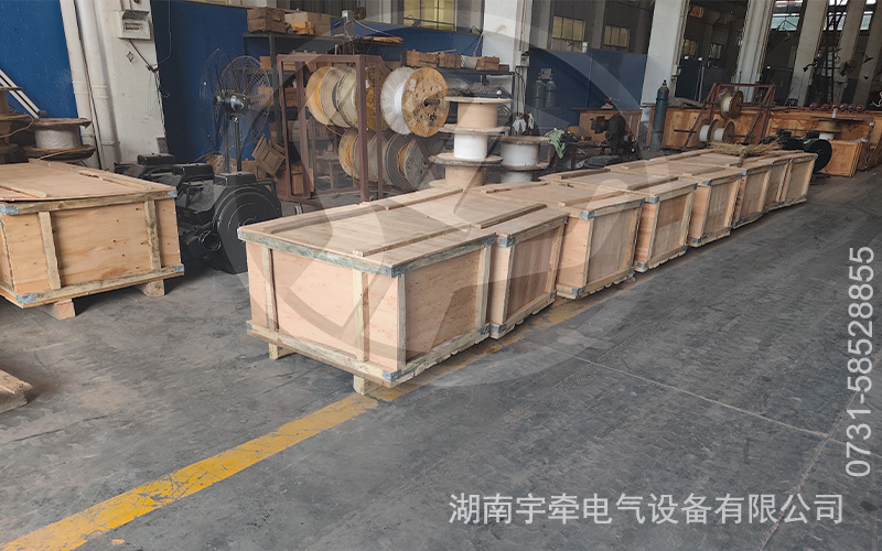 ZQ-21礦用直流牽引電機發(fā)貨 3.jpg